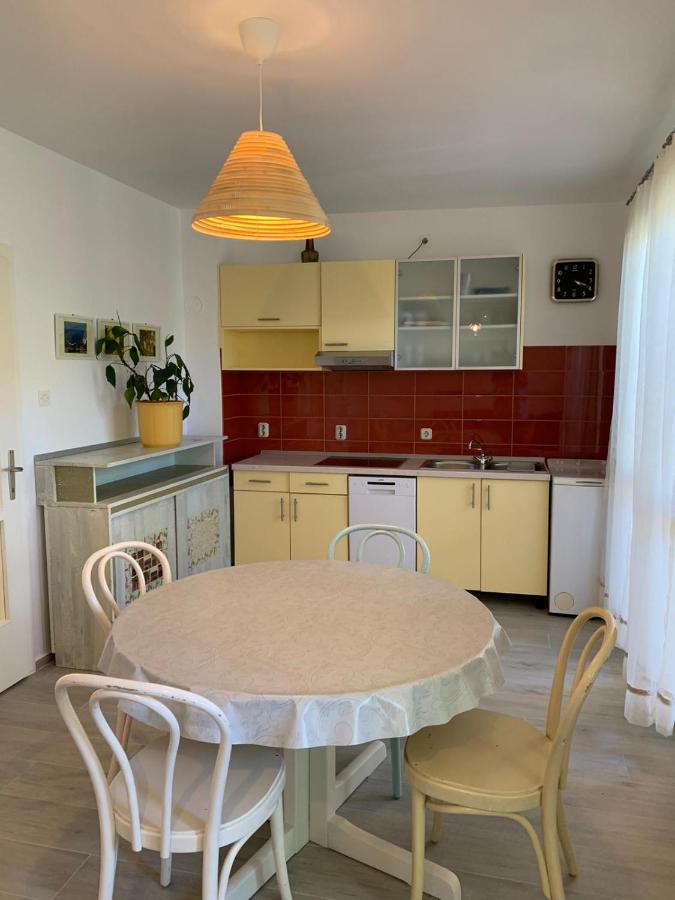 Apartmani "Miso" ポドゥゴラ エクステリア 写真