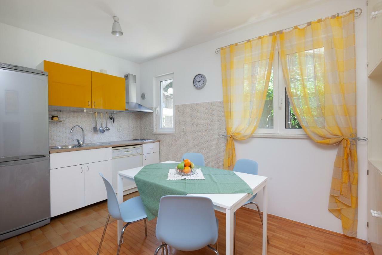 Apartmani "Miso" ポドゥゴラ エクステリア 写真