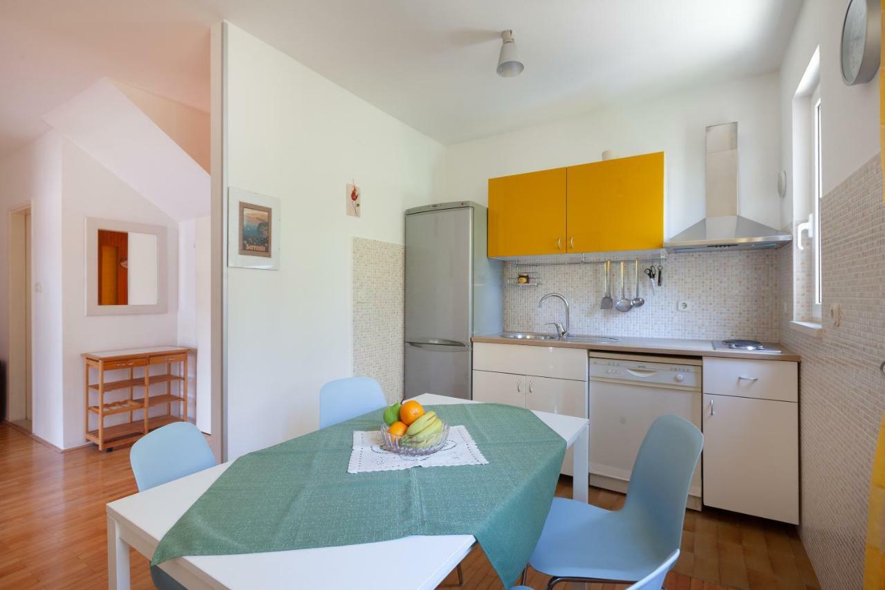 Apartmani "Miso" ポドゥゴラ エクステリア 写真